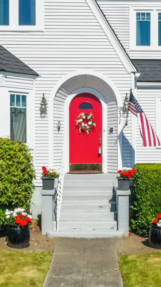 You need an energy-efficient front door to complete your home upgrade. 🚪✨ #FrontDoorGoals #EnergyEfficient